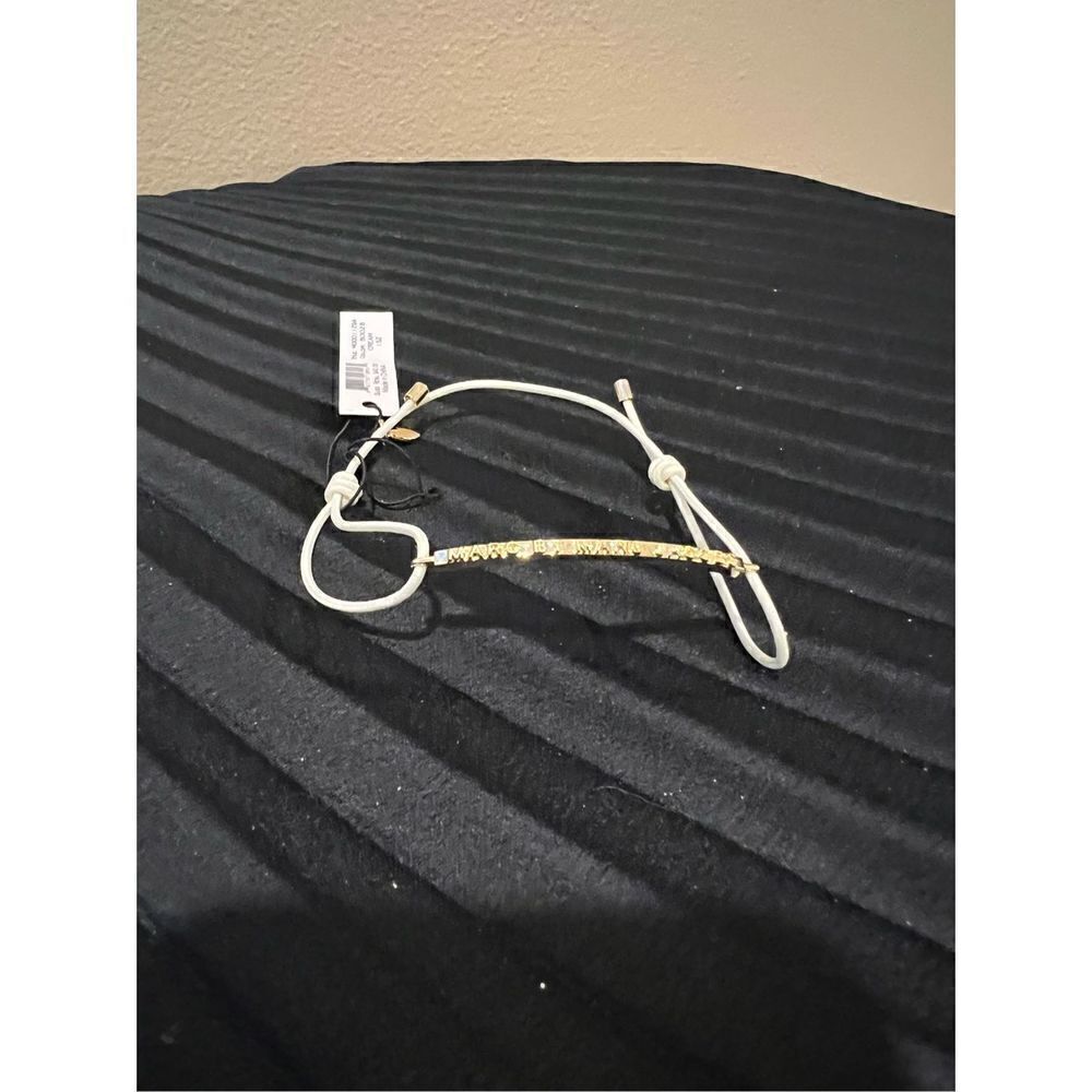 New Marc by Marc Jacobs STYLE: MO001 129A COLOR: 80028 CREAM gold bracelet